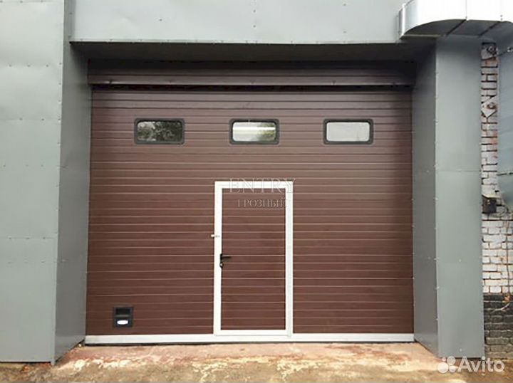 Ворота гаражные секционные