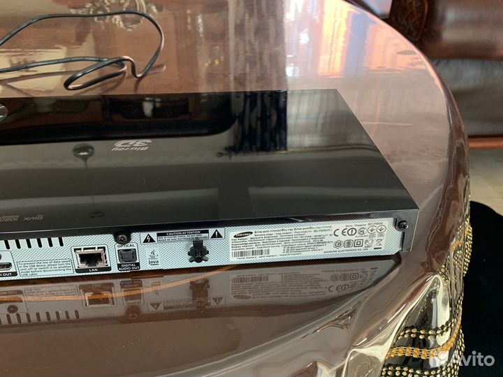 Проигрыватель дисков Blu-ray samsung