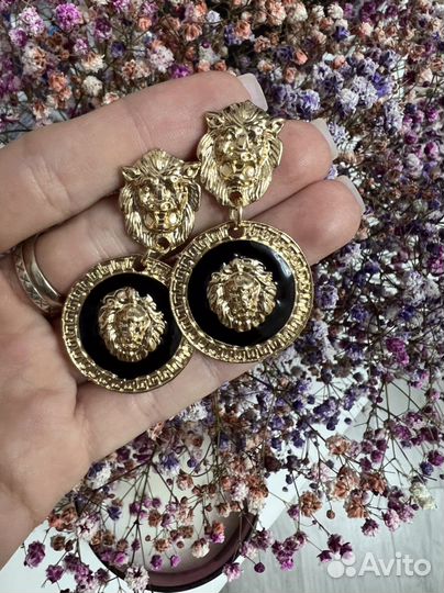 Серьги в стиле Versace