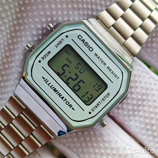 Модные ретро часы Casio illuminator