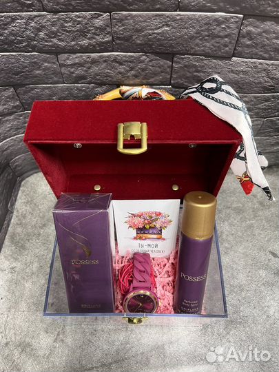 Подарок девушке