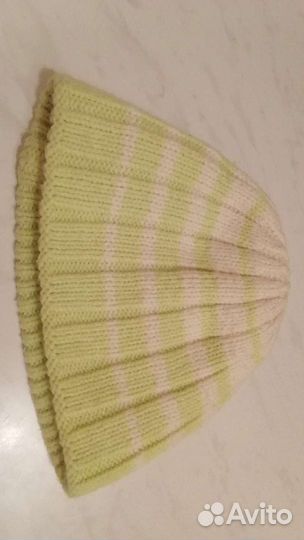 Теплая зимняя шапка