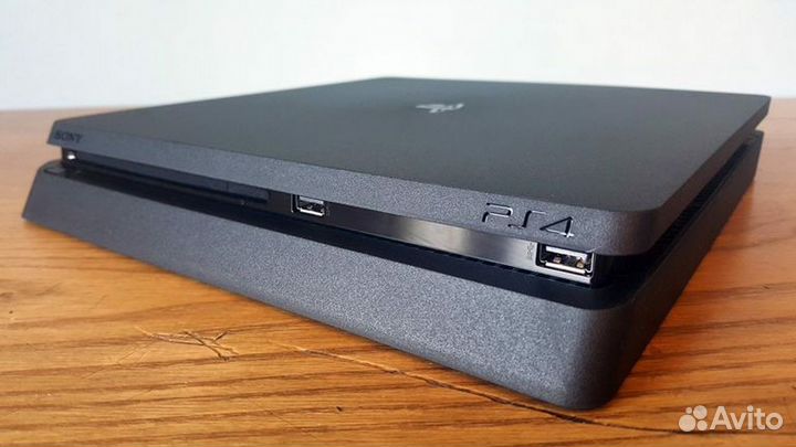 Sony PS4 slim