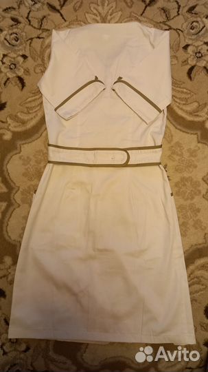 Халат новый белый на кнопках размер 42