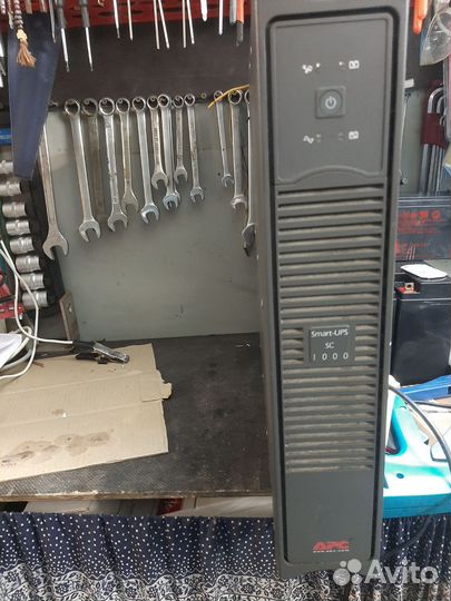 Ибп APC SMART ups 1000 SC