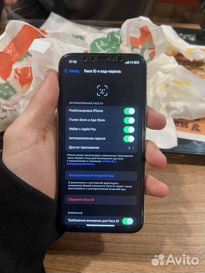 iPhone X, 64 ГБ