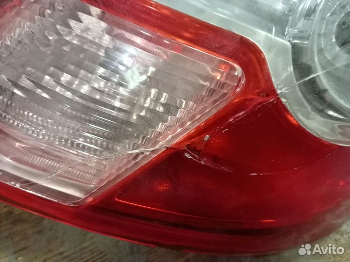 Задние фонари на ниссан тиида т11