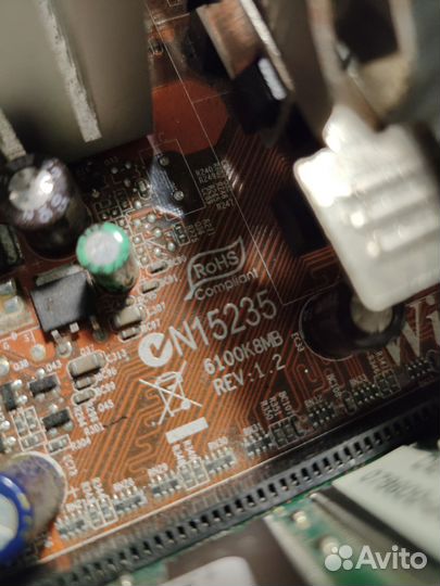 Материнская плата WinFast 6100K8MB