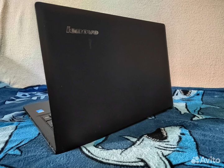 Ноутбук Lenovo