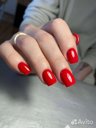 Маникюр, педикюр