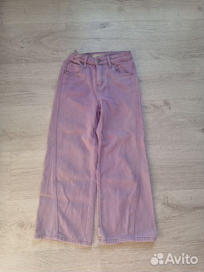 Бомбер и джинсы для девочки