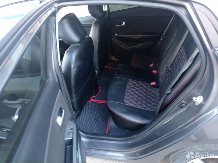 Kia Rio 1.6 МТ, 2013, 203 000 км