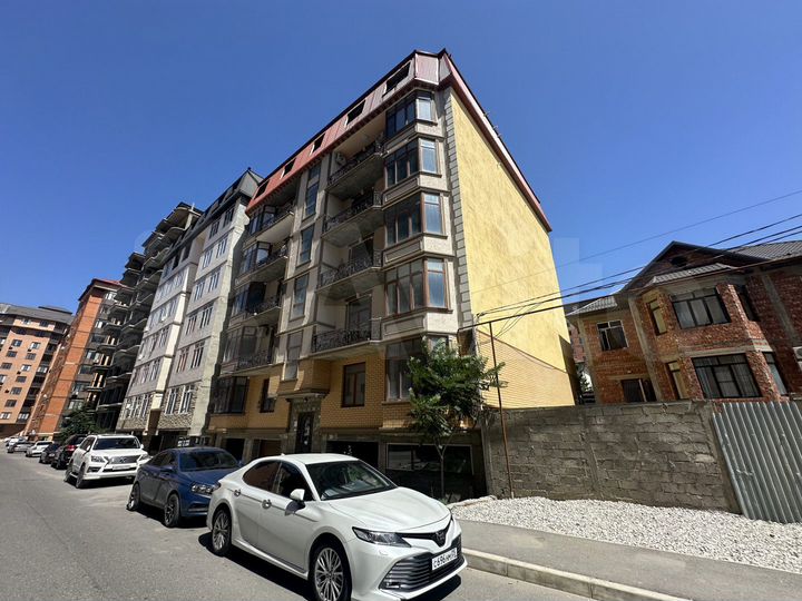 1-к. квартира, 53 м², 2/5 эт.