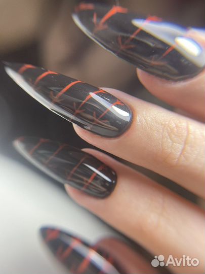 Мастер маникюра