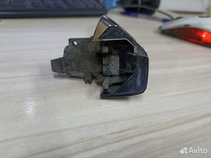 Личинка замка двери передняя левая Mercedes C