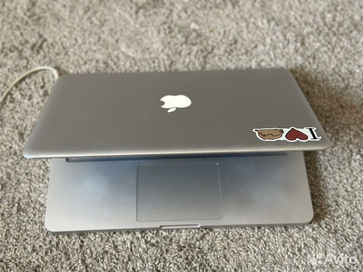 MacBook Pro 13 i5/16GB/SSD512