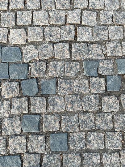 Цельноколотая брусчатка из гранита. От 100 м2
