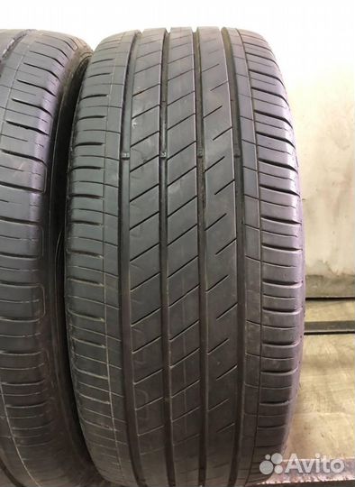 Goodyear EfficientGrip Performance 235/45 R19 95V