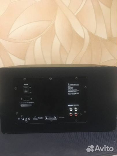 Сабвуфер Thonet vander