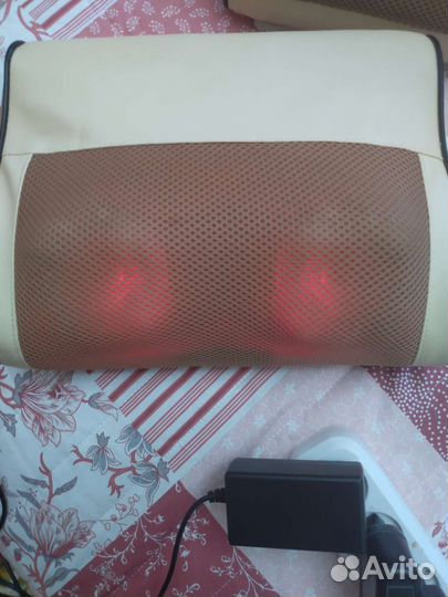 Массажная подушка Шиацу