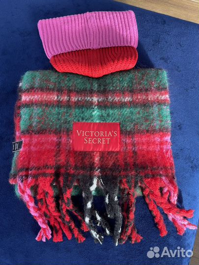 Комплект шапка и шарф Victoria’s Secret