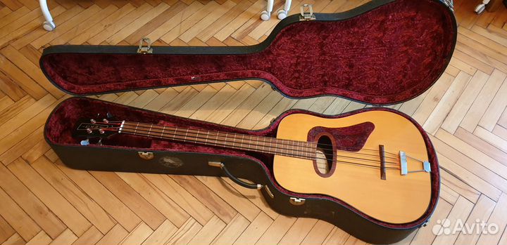 Безладовая акустическая бас-гитара EKO, Италия