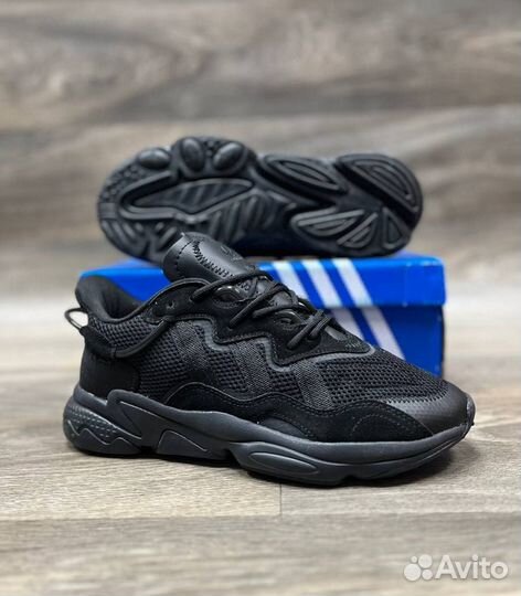 Кроссовки Adidas ozweego