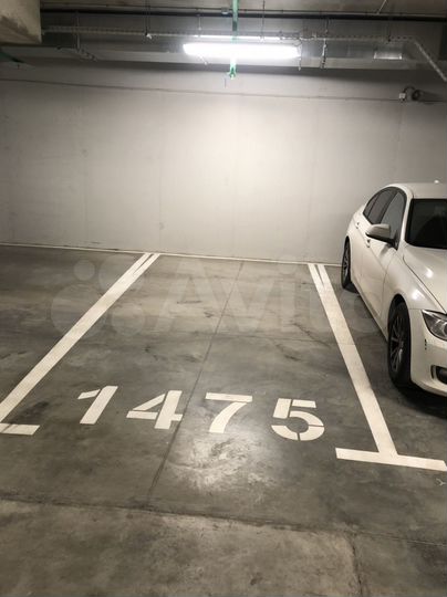 Машиноместо, 14 м²