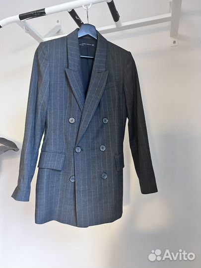 Костюм женский zara