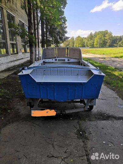 Моторная лодка Прогресс 2 с плм Yamaha 40