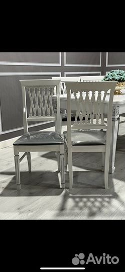 Столы и стулья новые