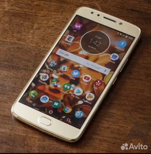 Motorola E4 Plus