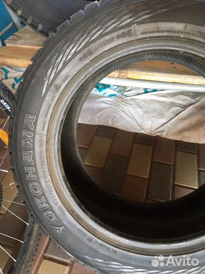 Yokohama GEOLANDAR G015 225/55 R18 90H