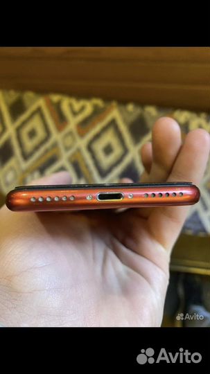 Телефон iPhone se 2020 обмен на модель выше