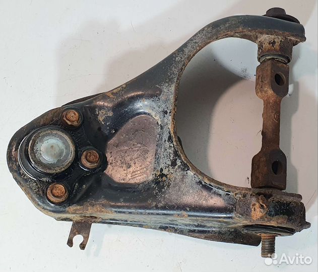 Рычаг передний верхний правый Great Wall Safe