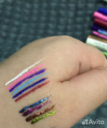 Подводки для глаз