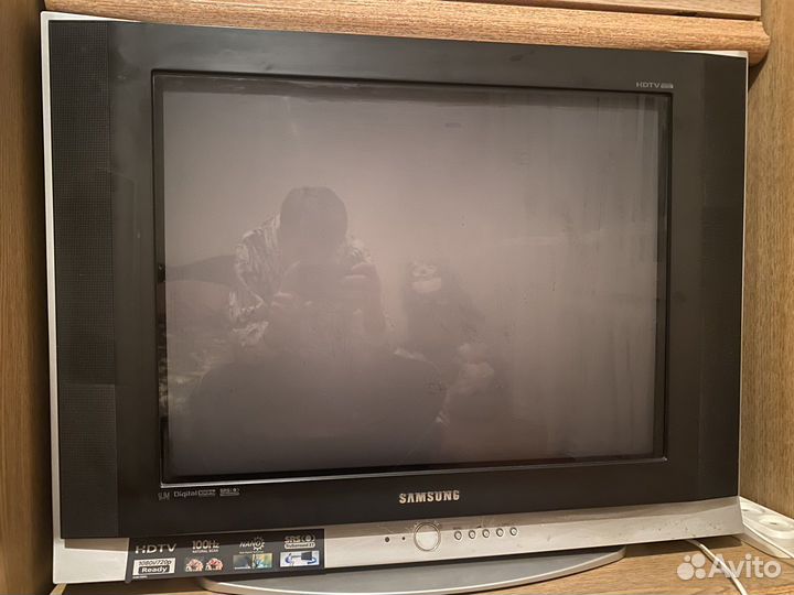 Телевизор samsung