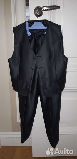 Костюм на мальчика 122-128