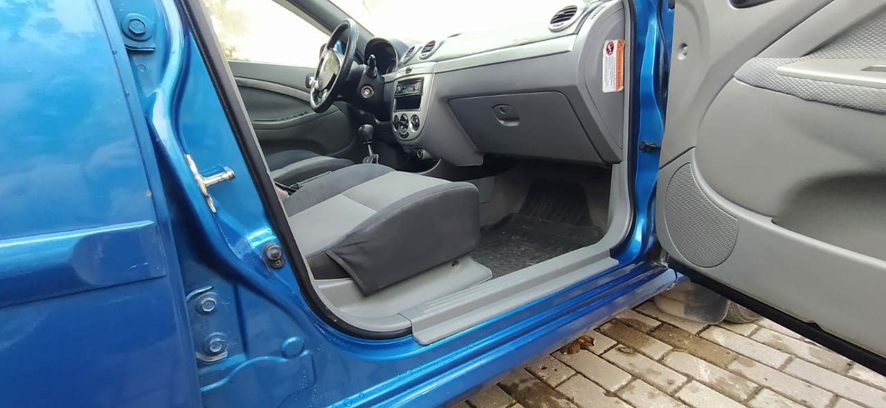 Chevrolet Lacetti: фото владельца