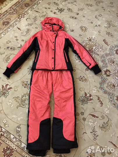 Горнолыжный костюм