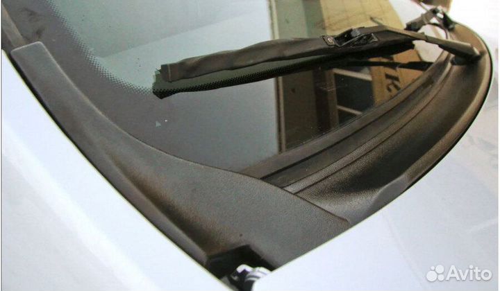 Жабо ветрового стекла без скотча Лада Ларгус