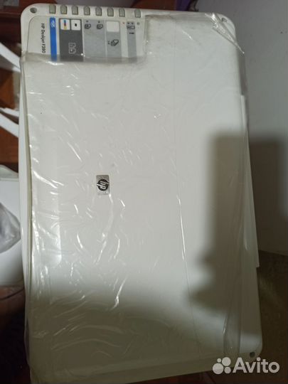 Цветной струйный принтер HP DeskJet F300