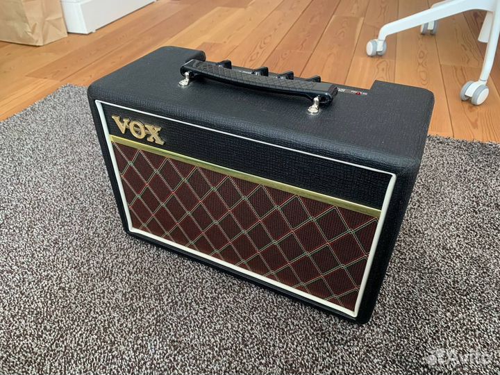 Комбоусилитель VOX Pathfinder 10 для электрогитары