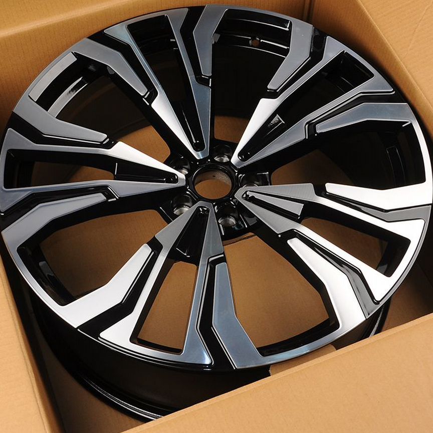 Диски на BMW X5(G),X6(G) iWheel IVF-3175 9.5x22/5x112 D66.56 ET30 BM литой