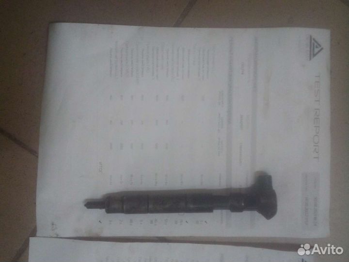 Форсунка топливная MercedesOM651 A6510700587Delphi