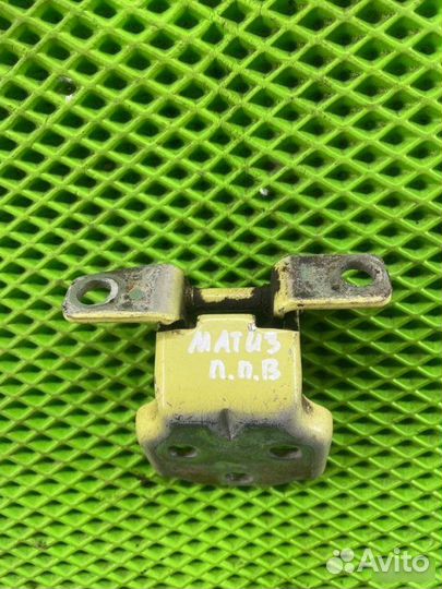 Петля двери передняя правая Daewoo Matiz 2000-2015