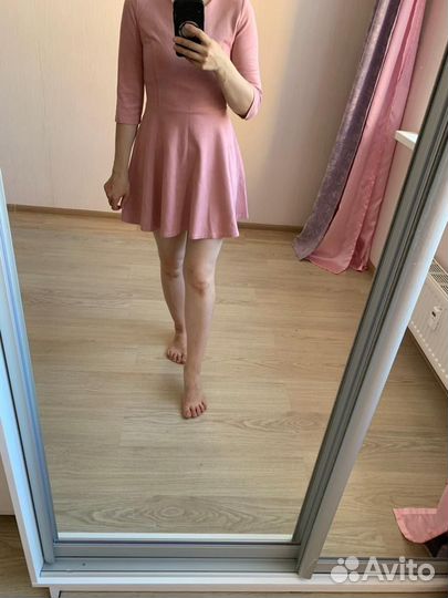 Платье розовое 44