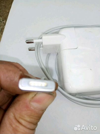 Блок питания для ноутбука