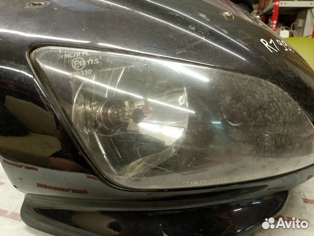 Yamaha YZF-R1 99 обтекатель в сборе с фарами