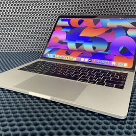 MacBook Pro 13 2018 8/256 TouchBar